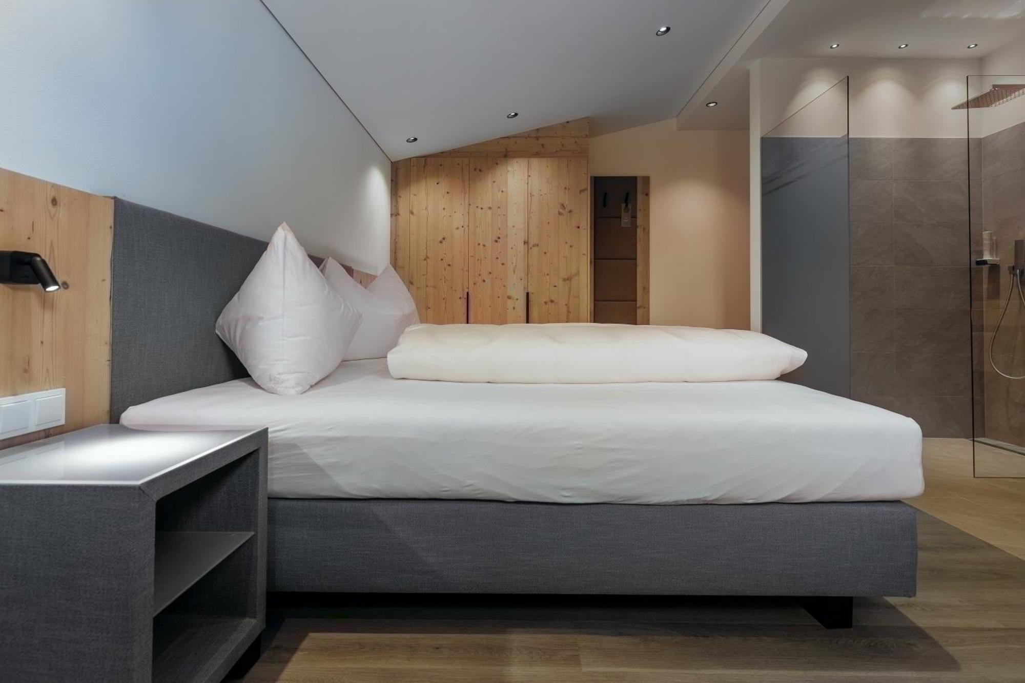 Hotel Alpenrose St. Valentin auf der Haid Exteriör bild